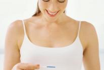 С какого срока показывает тест на беременность
